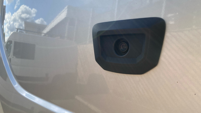 Ford Transit Custom 320 L1 Diesel Fwd 2.0 EcoBlue 170ps Low Roof D/Cab Limited Van Auto